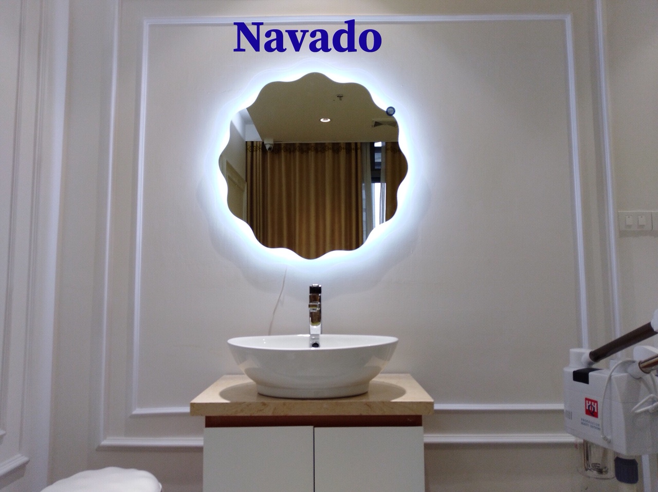 Gương đèn led trang trí cho phòng tắm