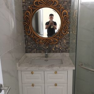 Gương trang trí phòng tắm Hermes