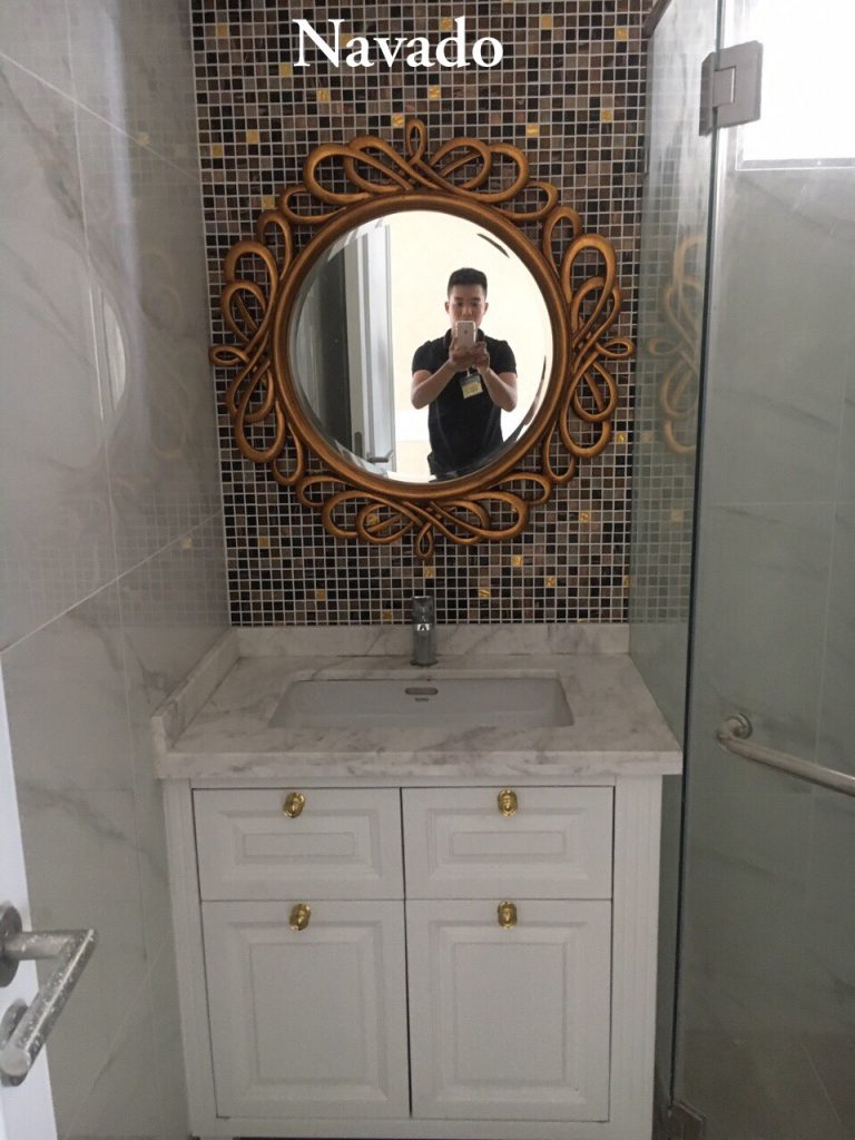 Gương trang trí phòng tắm Hermes